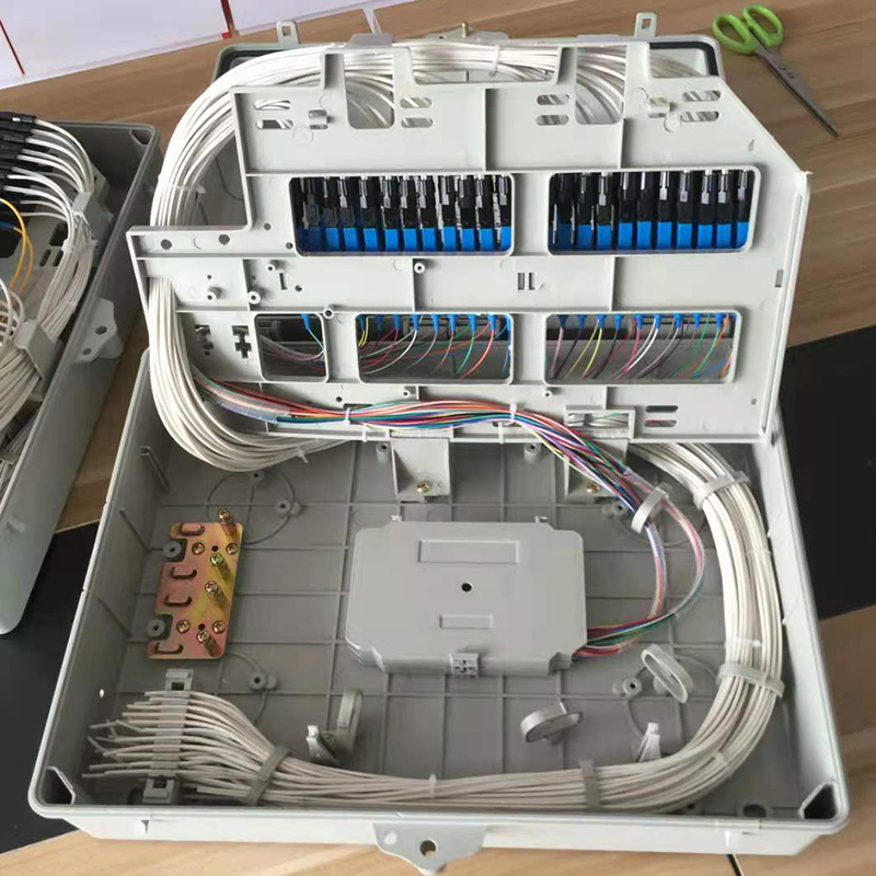 FTTH BOX 16-жильный наружный 16-портовый оптоволоконный распределительный ящик с клеммной коробкой 1x16 plc для настенного монтажа и монтажа на столбе